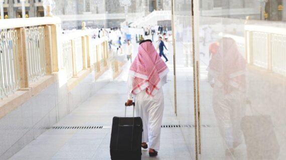 50 Benda yang dibawa untuk perjalanan Haji & Umroh Anda