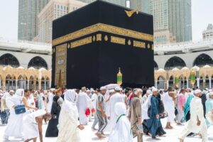 Tips Memilih Travel Haji Plus 2022 yang Aman dan Terpercaya